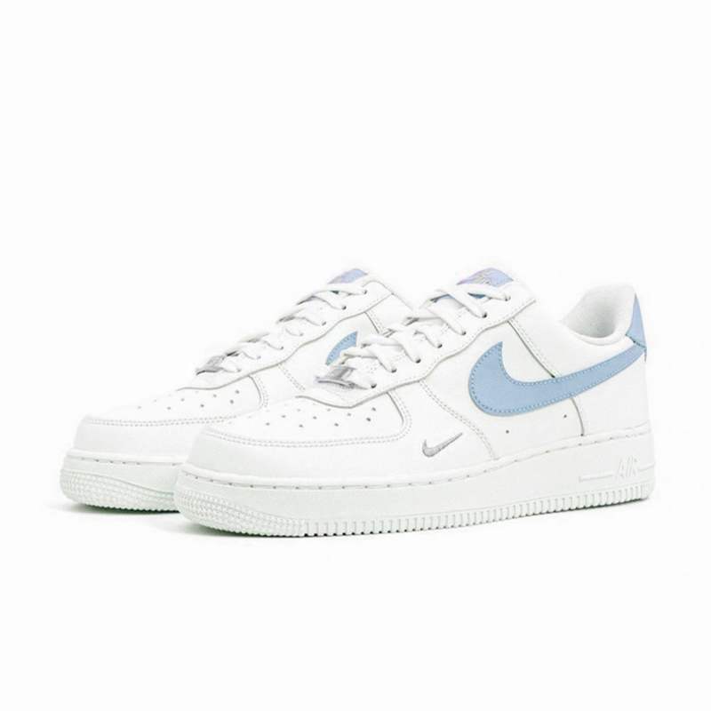 Nike Air Force 1 Essential - Branco Ferrugem e Azul Bebê