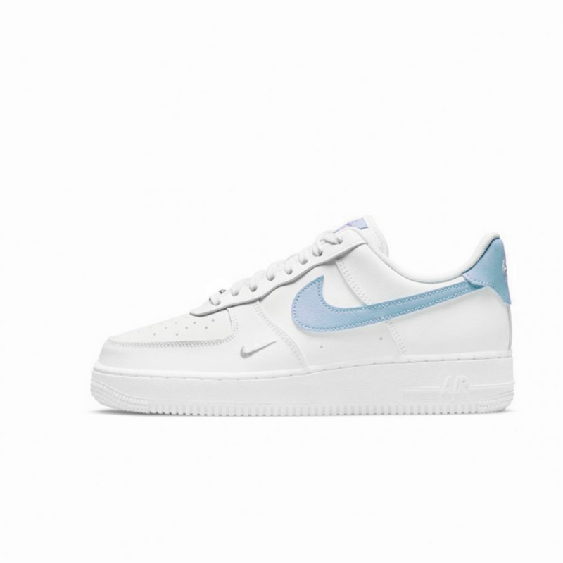 Nike Air Force 1 Essential - Branco Ferrugem e Azul Bebê