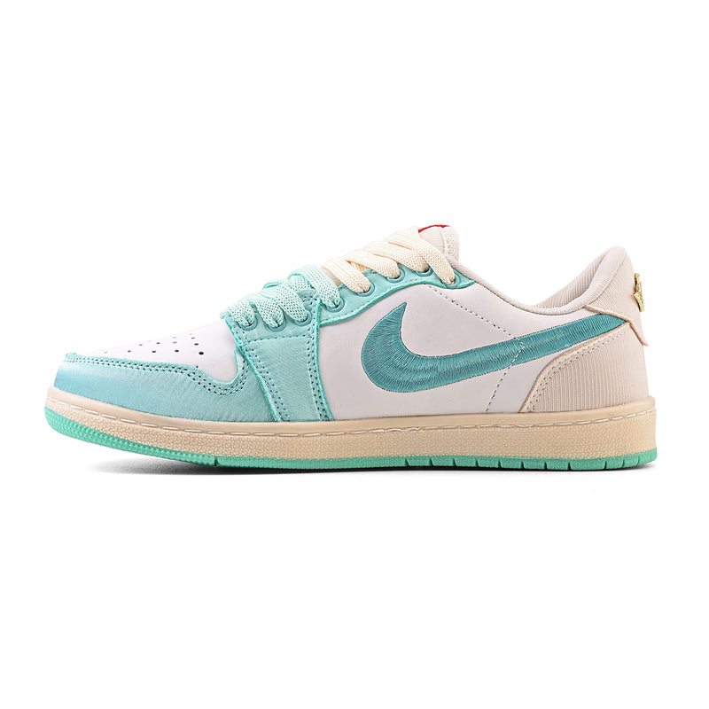 Nike Air Jordan 1 Retro Low OG Trophy Room Away - Branco e Verde Água