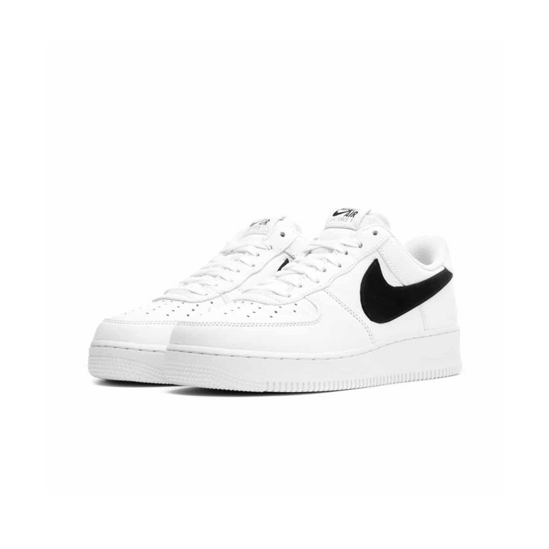 Nike Air Force 1 Utility - Branco e Preto