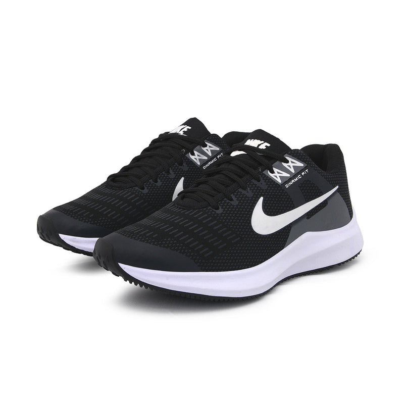 Nike Dynamic Fit - Preto e Branco